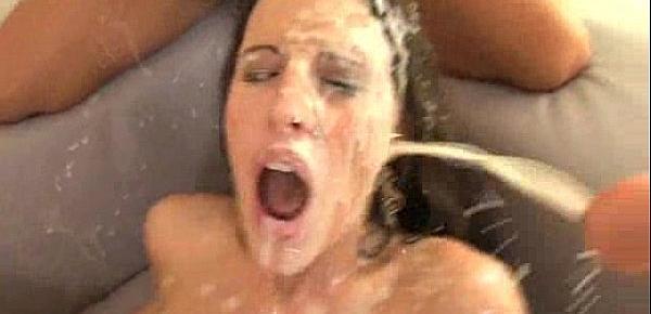  Kourtney Kane and friends drowned in cum